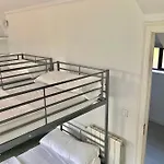 Somo Surfskate Bed & Breakfast *