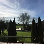 Somo Surfskate Bed & Breakfast Castanedo (Cantabria)