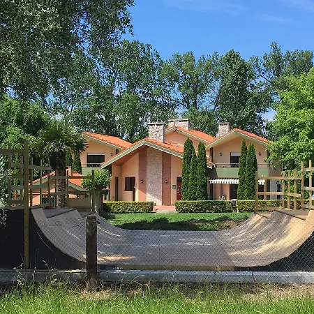 Bed & Breakfast Somo Surfskate Castanedo (Cantabria)