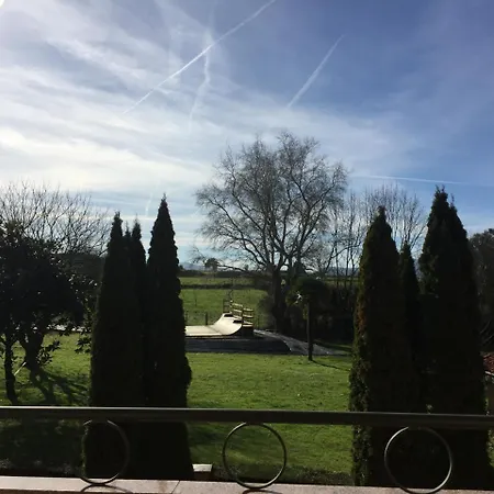 Somo Surfskate Bed & Breakfast Castanedo (Cantabria)