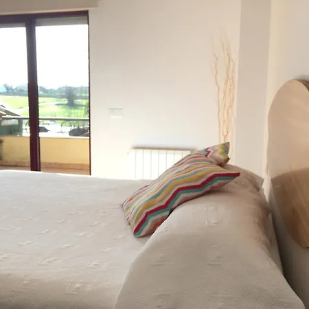 Somo Surfskate Bed & Breakfast Castanedo (Cantabria)