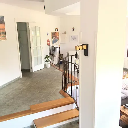 Somo Surfskate Bed & Breakfast *