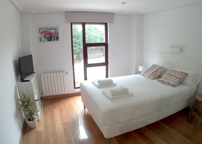 Somo Surfskate Bed & Breakfast Castanedo (Cantabria)