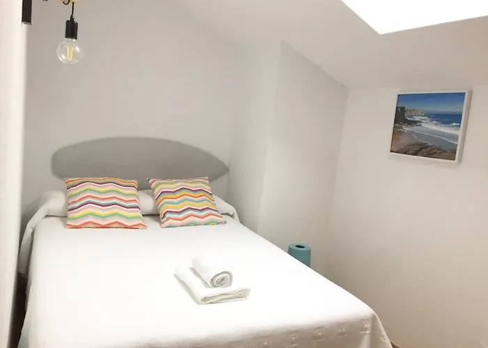 Somo Surfskate Bed & Breakfast Castanedo (Cantabria)