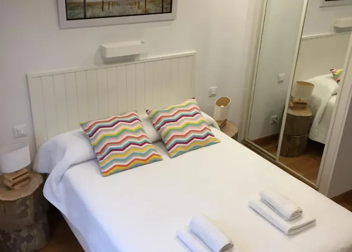 Somo Surfskate Bed & Breakfast